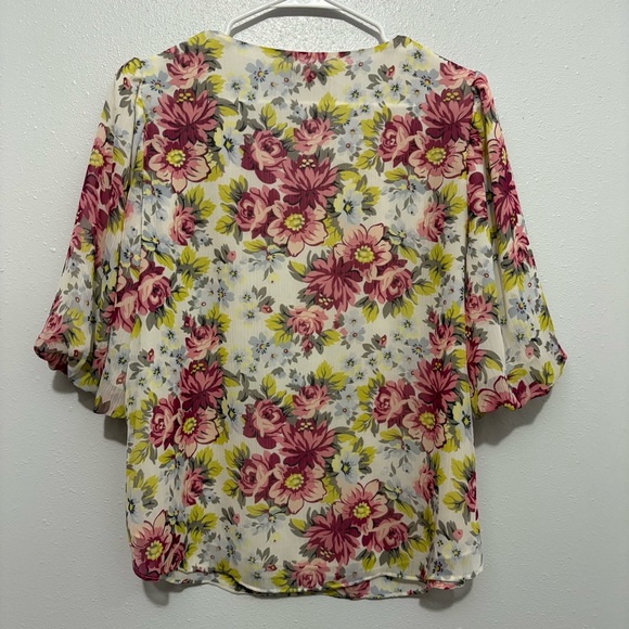 Cato Floral V-Neck Blouse in Pink and Yellow - Picture 6 of 6